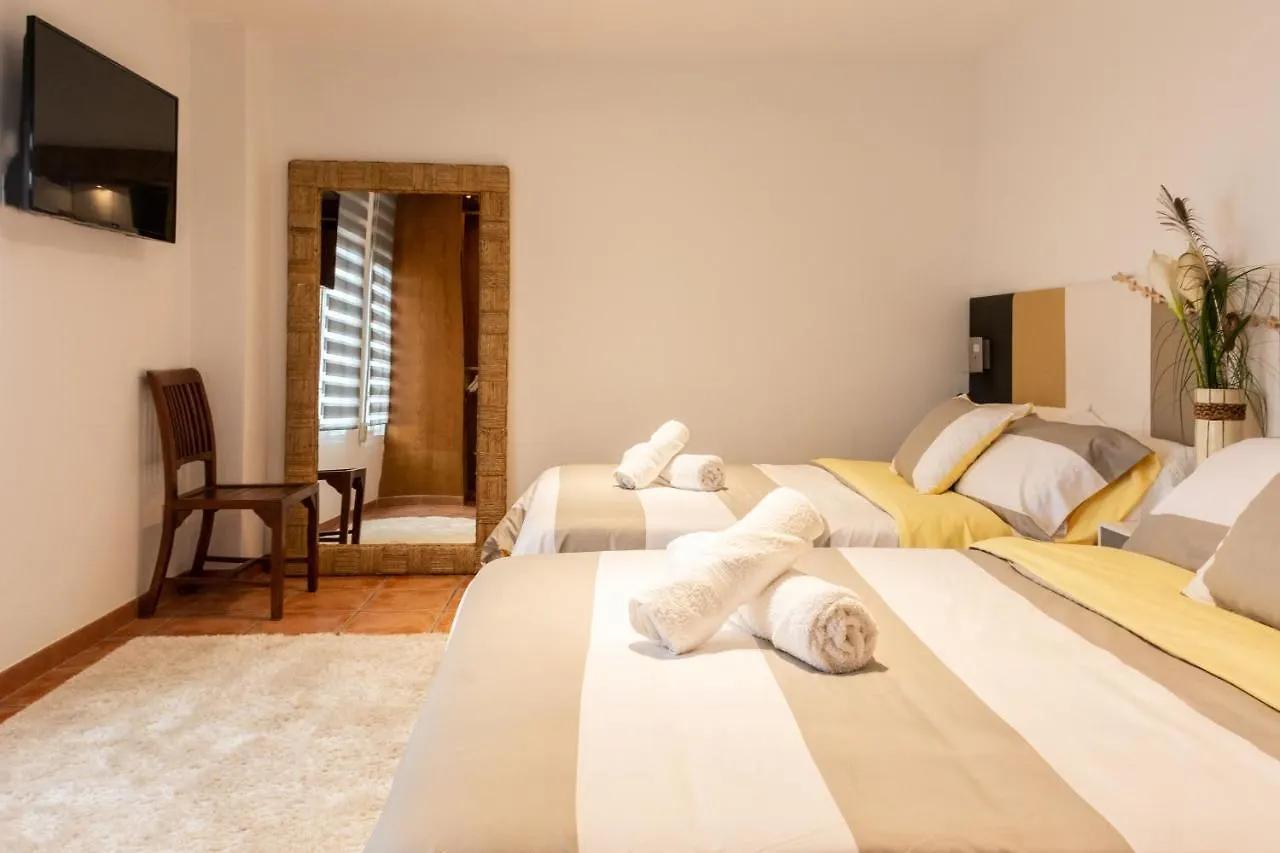 Comodidad En Primera Linea De Playa Benalmádena Apartmán